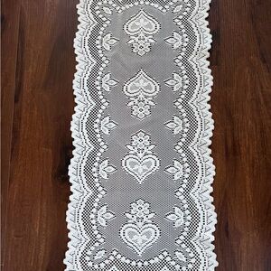 Vintage Lace Doily Heart Pattern Rectangle Table Runner Doily Cottage Core